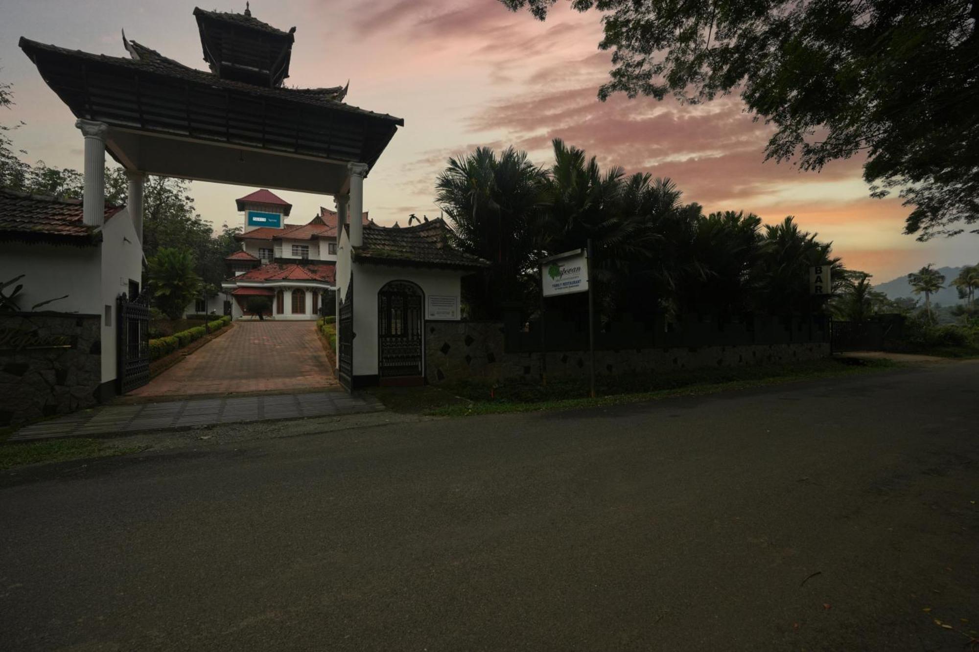 Palette Resorts- Tapovan Green County Thattakād Exterior foto