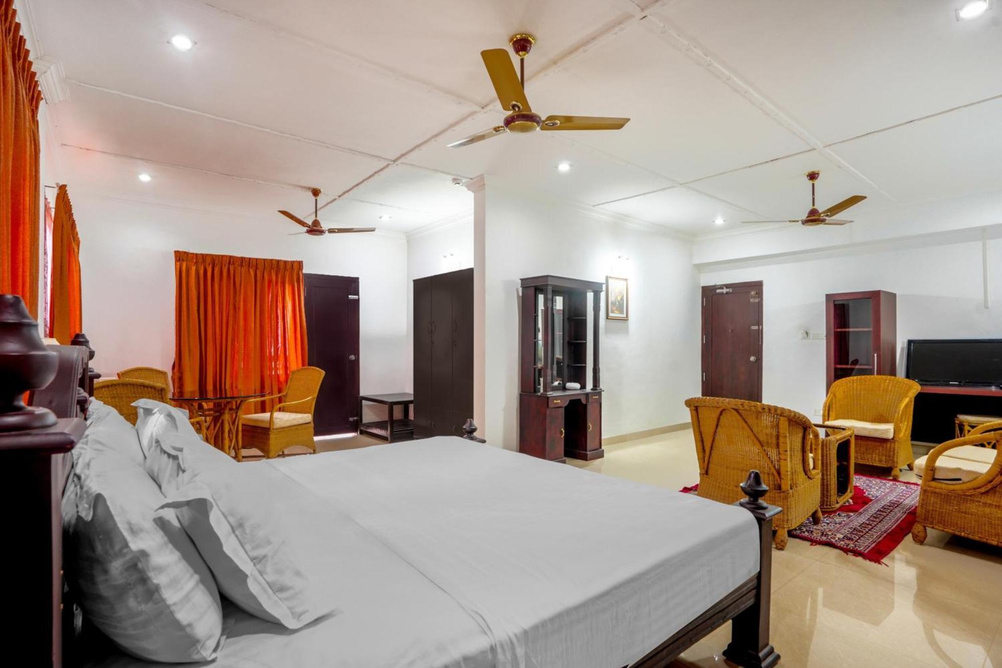 Palette Resorts- Tapovan Green County Thattakād Exterior foto