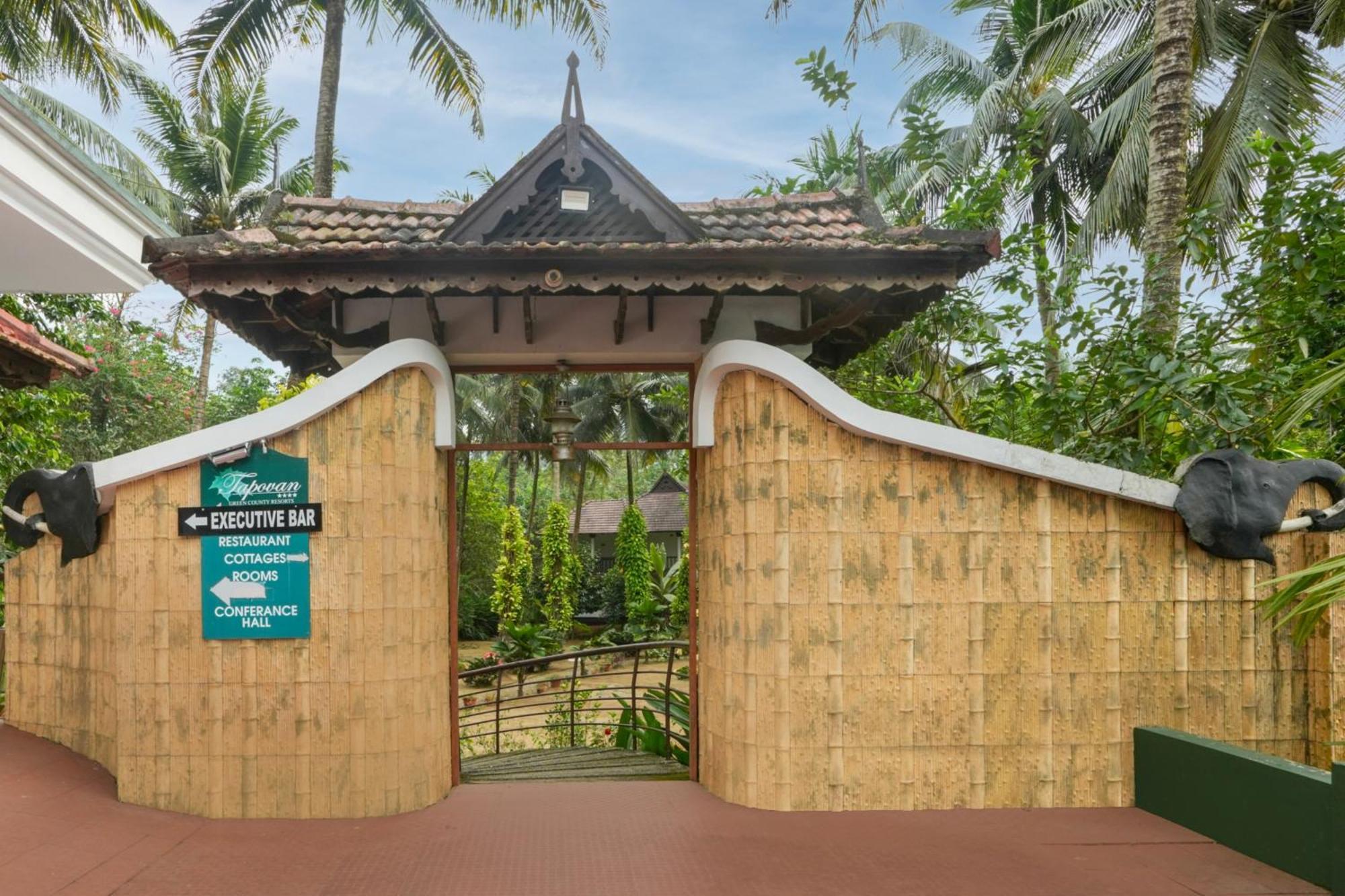 Palette Resorts- Tapovan Green County Thattakād Exterior foto
