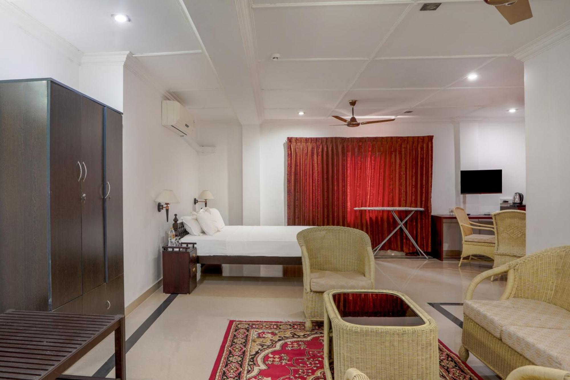 Palette Resorts- Tapovan Green County Thattakād Exterior foto