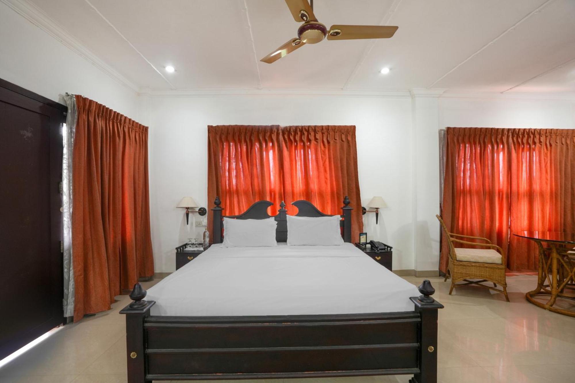 Palette Resorts- Tapovan Green County Thattakād Exterior foto