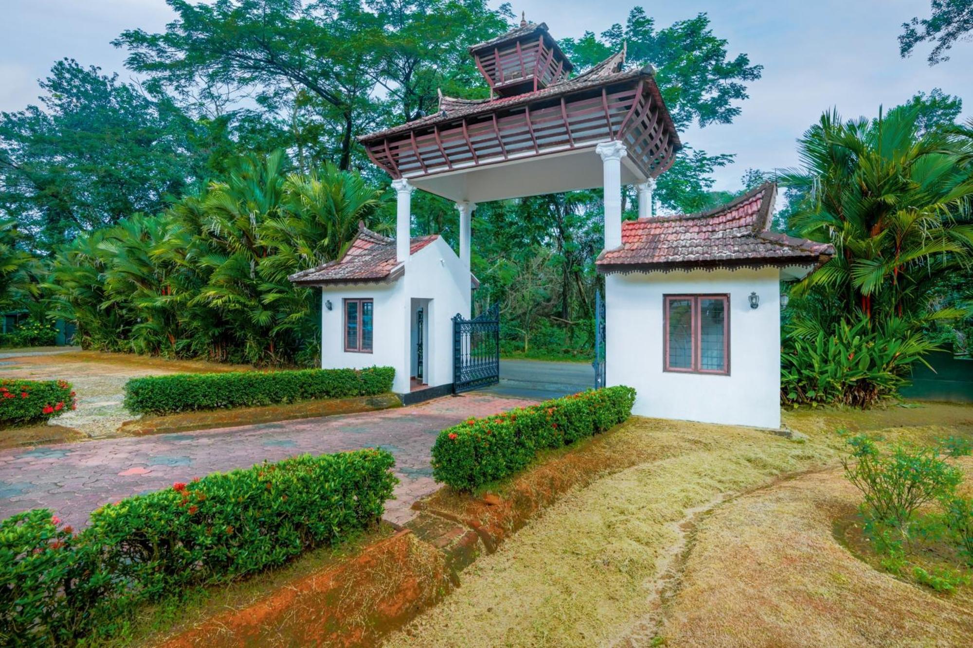 Palette Resorts- Tapovan Green County Thattakād Exterior foto